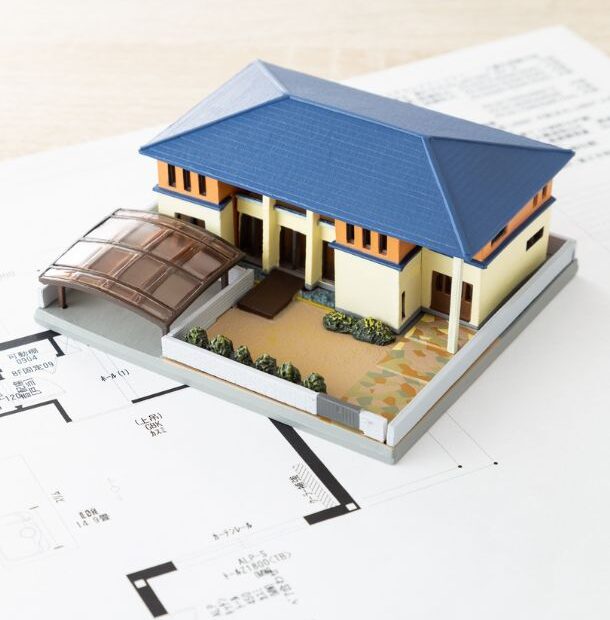 Builders in Lahore